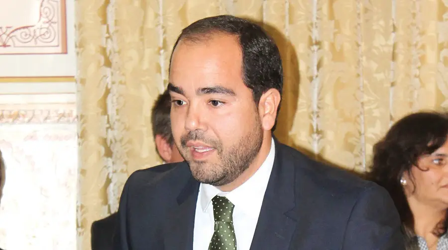 Divergências internas no PSD fazem mossa na Assembleia Municipal de Santarém Divergências internas no PSD fazem mossa na Assembleia Municipal de Santarém