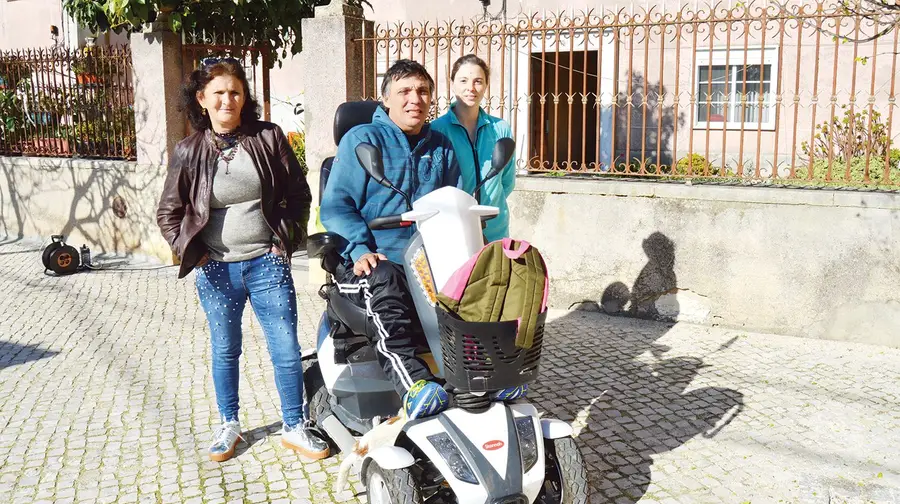 Tetraplégico pede ajuda para ganhar autonomia Tetraplégico pede ajuda para ganhar autonomia