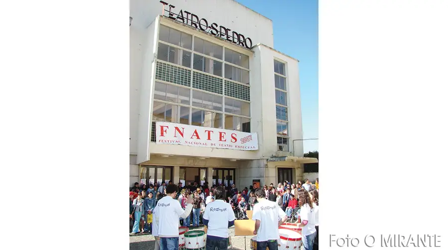 Cine-Teatro de Abrantes nas mãos de família tradicional em braço-de-ferro com a câmara Cine-Teatro de Abrantes nas mãos de família tradicional em braço-de-ferro com a câmara