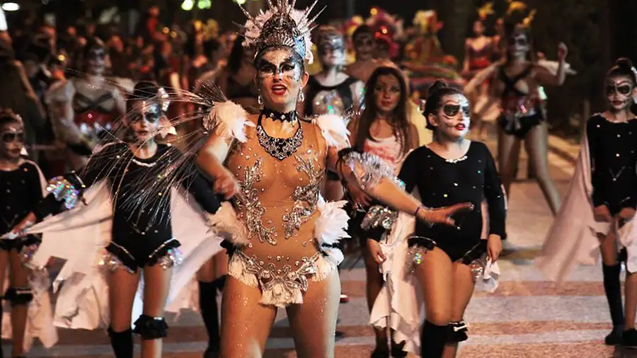 O Carnaval sai à rua por toda a região