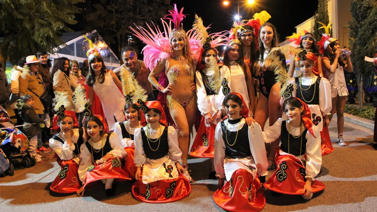 Desfile nocturno do Carnval de Rio Maior