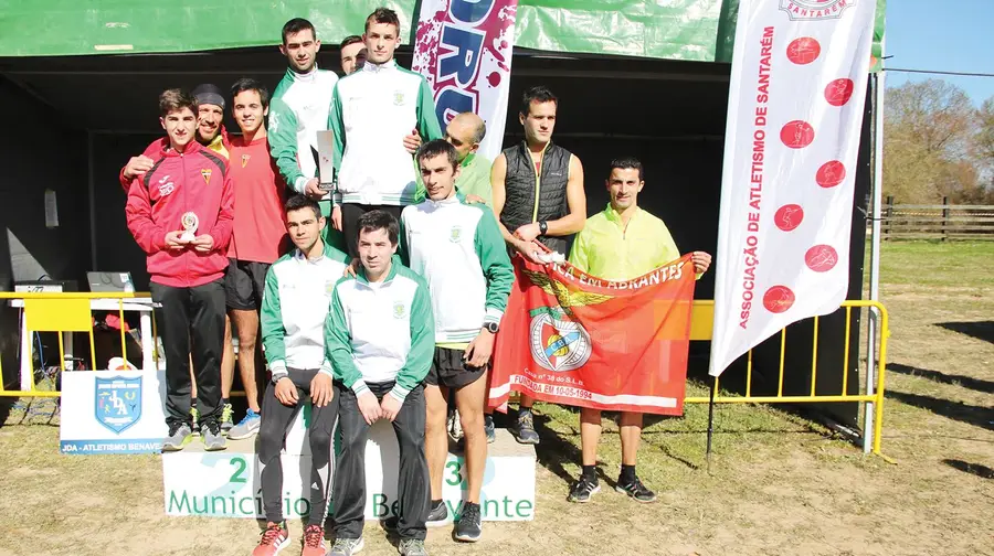 Núcleo Sportinguista de Torres Novas campeão distrital de corta-mato Núcleo Sportinguista de Torres Novas campeão distrital de corta-mato