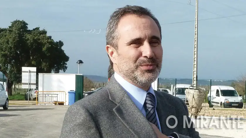 MovAlmeirim tratada abaixo de cão pela Águas do Ribatejo