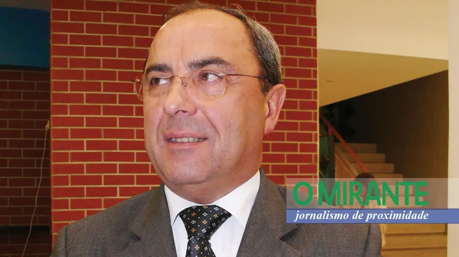 Câmara de Ourém intenta acção contra empresa MaisOurém para reaver património Câmara de Ourém intenta acção contra empresa MaisOurém para reaver património