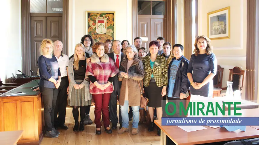 Professores e alunos integrados no Programa Erasmus