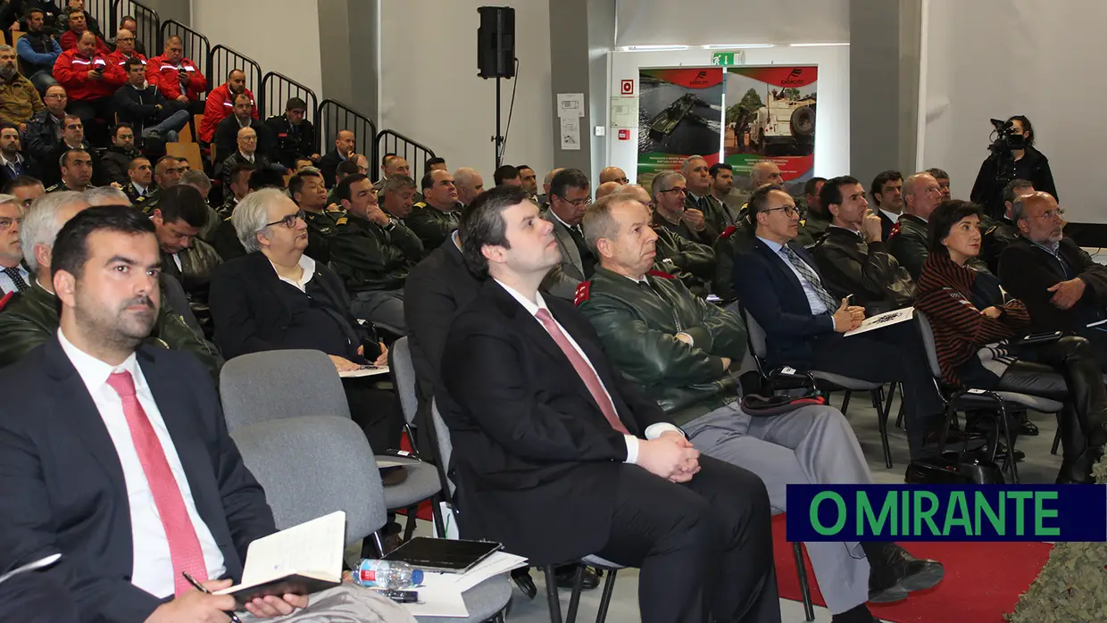 Seminário em Abrantes sobre Apoio Militar de Emergência