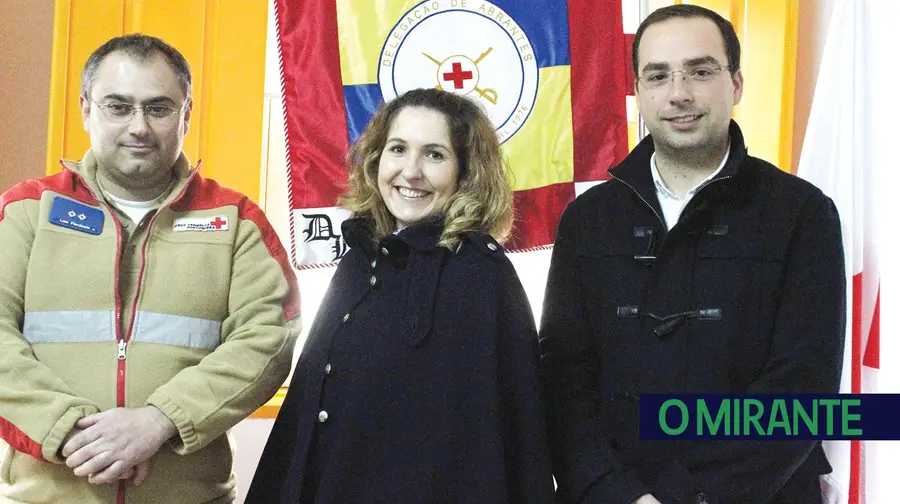 Cruz Vermelha Abrantes - Tomar transporta setecentos doentes por mês Cruz Vermelha Abrantes - Tomar transporta setecentos doentes por mês
