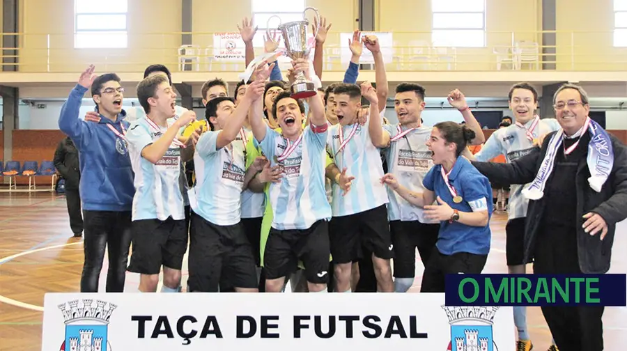 Vitória de Santarém no pódio de clubes com mais atletas em futsal Vitória de Santarém no pódio de clubes com mais atletas em futsal