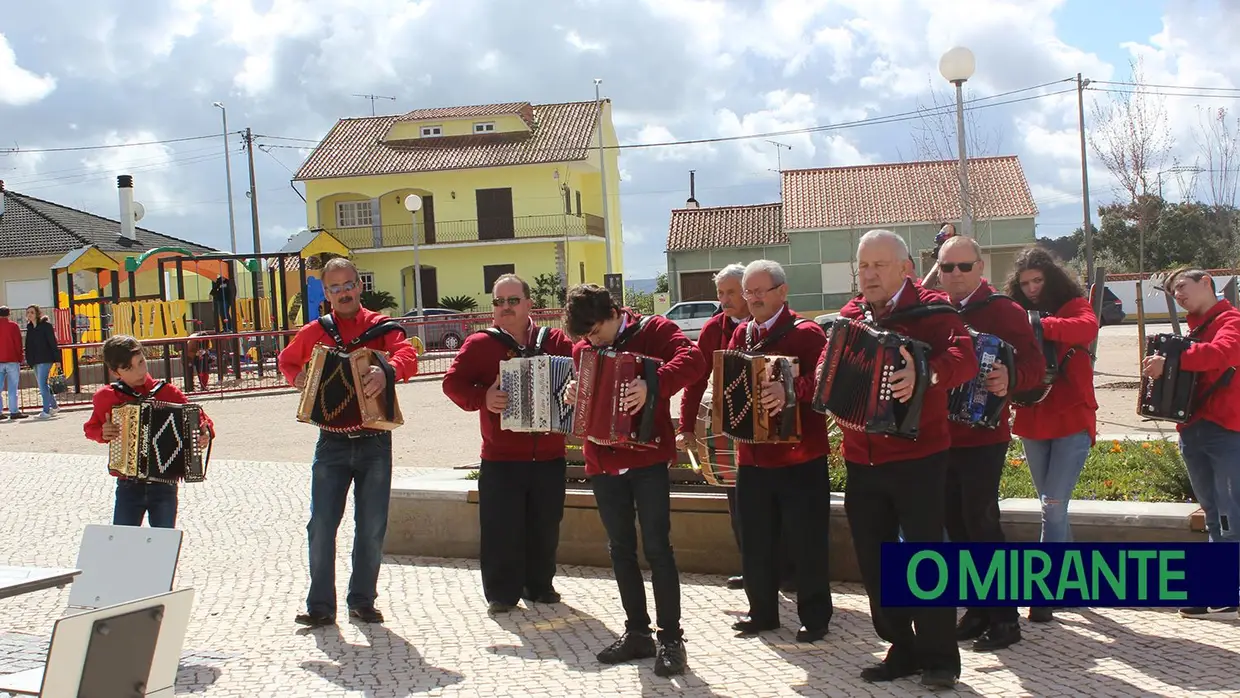 Inauguração da Praça Central Eduardo Catroga e Polidesportivo da Casa do Povo de São Miguel de Rio Torto