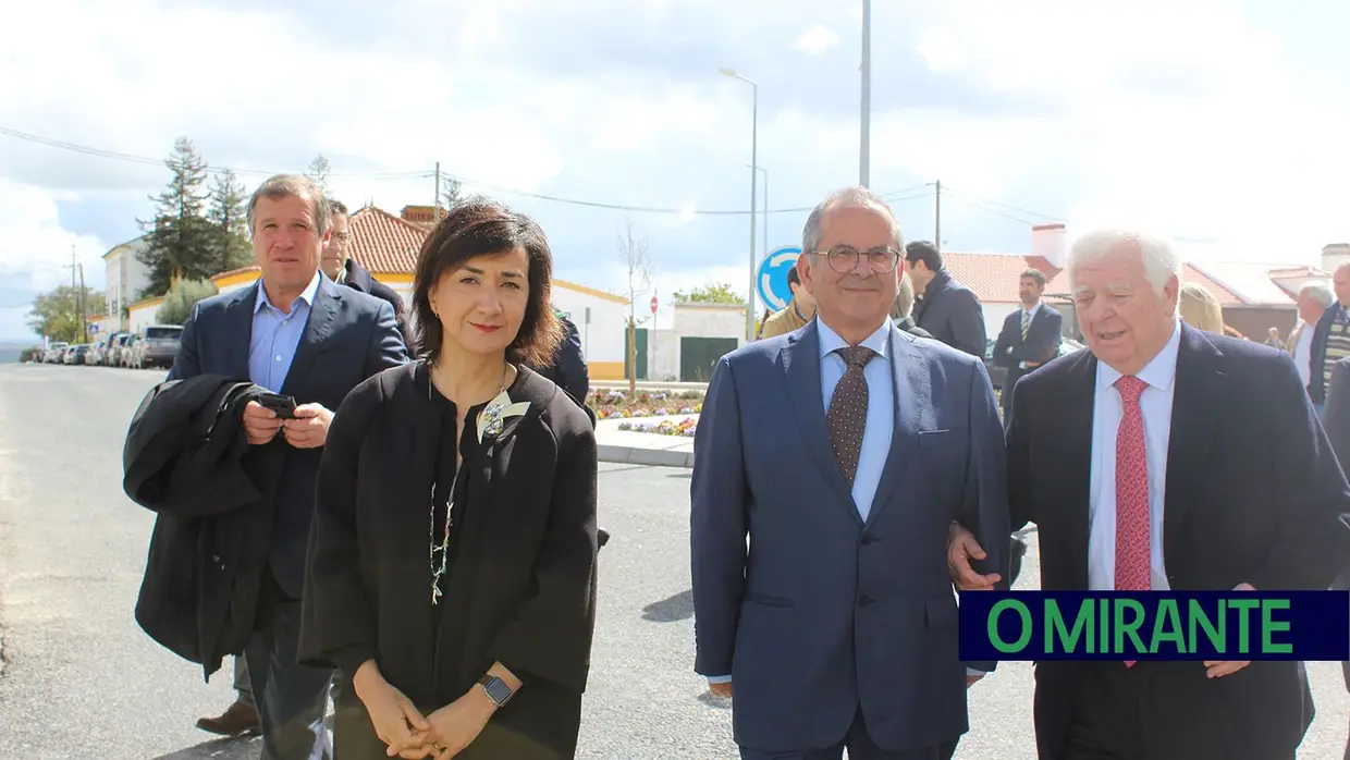 Inauguração da Praça Central Eduardo Catroga e Polidesportivo da Casa do Povo de São Miguel de Rio Torto