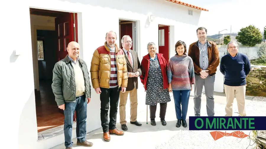 Depois do flagelo das chamas veio a alegria de ter uma casa nova