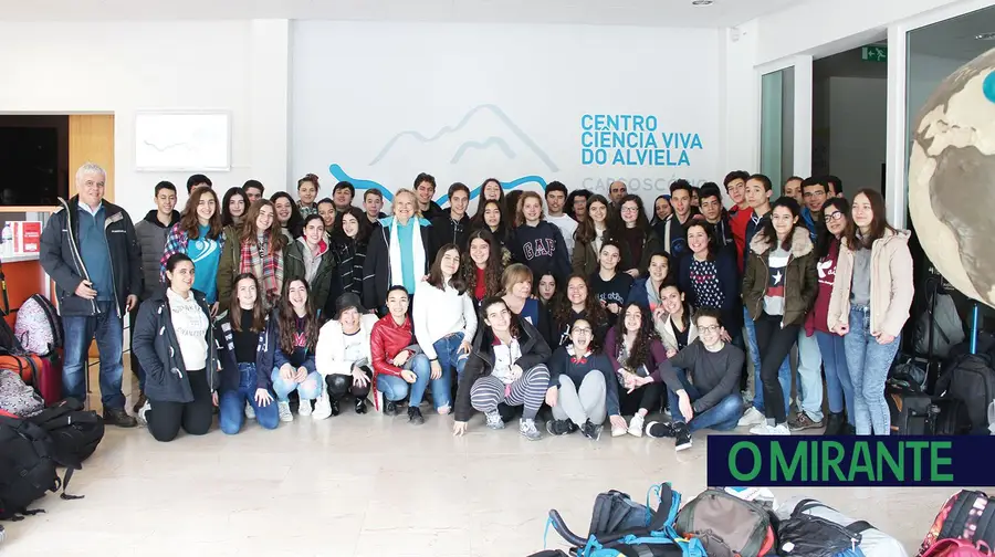 Alunos do 10º ano da Escola Secundária Ginestal Machado Alunos do 10º ano da Escola Secundária Ginestal Machado