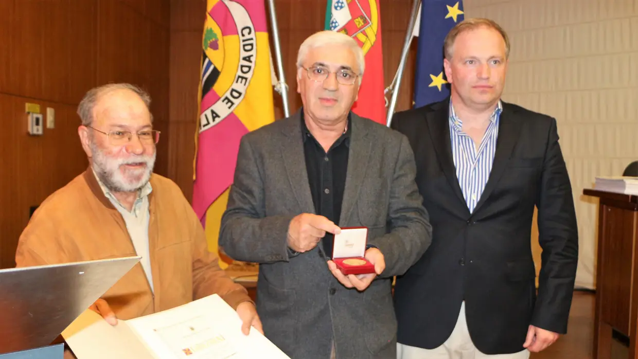 Joaquim Sampaio - Ex-presidente da Junta de Freguesia de Almeirim e vereador até ao mandato passado na câmara de Almeirim - Medalha de valor e mérito.