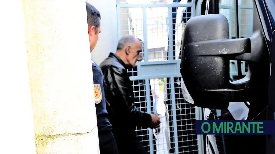 Homicidas de taxista do Entroncamento vão para a cadeia com pena máxima Homicidas de taxista do Entroncamento vão para a cadeia com pena máxima