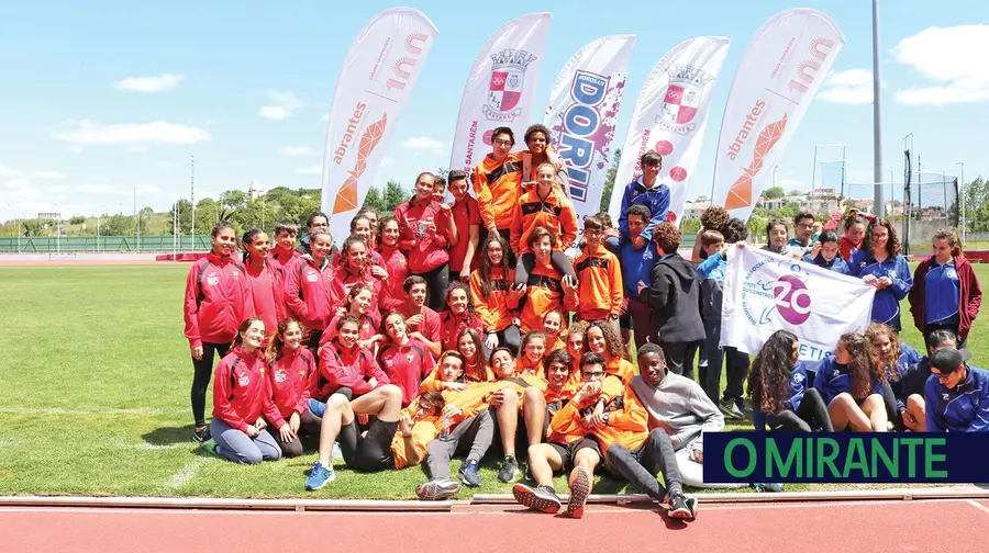 Atletismo do Cartaxo vence Olímpico Jovem Regional pelo segundo ano consecutivo Atletismo do Cartaxo vence Olímpico Jovem Regional pelo segundo ano consecutivo