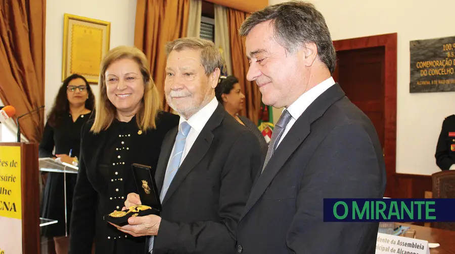 Câmara de Alcanena atribuiu medalhas de mérito no dia do concelho