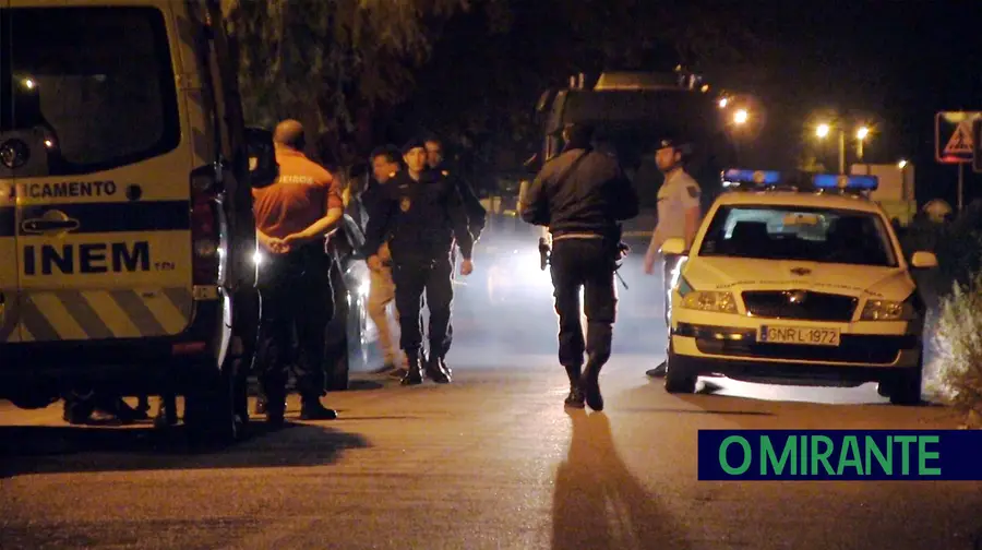 Agressor da GNR que se barricou em casa no Pinheiro Grande vai preso