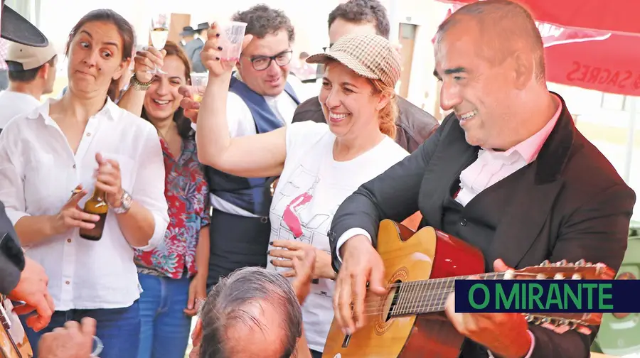 Amigos do coração e amigos de ocasião Amigos do coração e amigos de ocasião