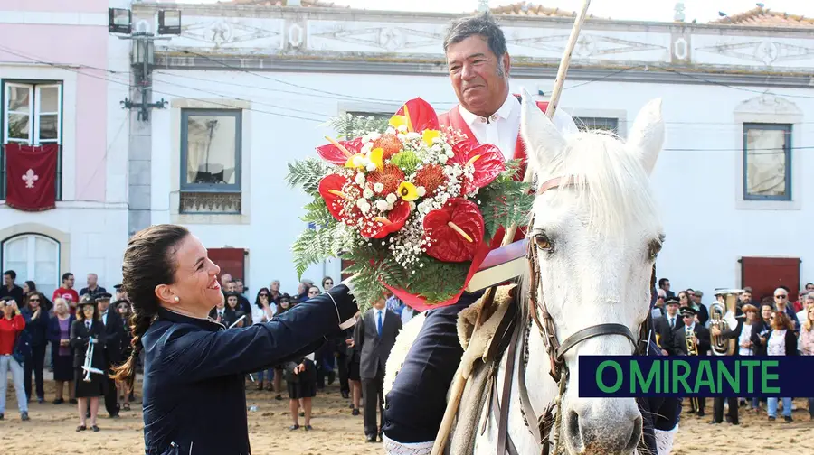 A tradição cumpriu-se com a homenagem ao campino na Feira de Maio