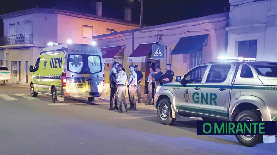 Feridos em distúrbios à porta de bar em Almeirim