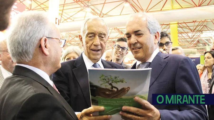 Presidente da República felicita NERSANT pelo apoio à economia da região Presidente da República felicita NERSANT pelo apoio à economia da região