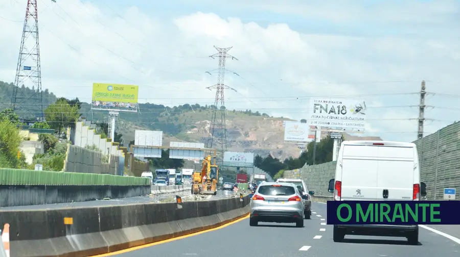 Vila Franca de Xira queixa-se ao Governo de obras na A1 Vila Franca de Xira queixa-se ao Governo de obras na A1