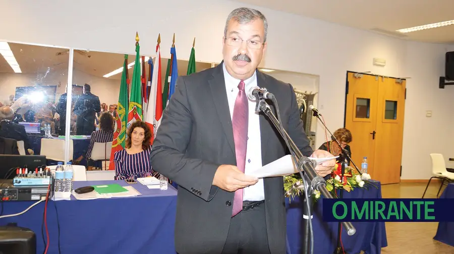 Autarcas de Vila Franca de Xira preparam queixa conjunta a apresentar nos CTT Autarcas de Vila Franca de Xira preparam queixa conjunta a apresentar nos CTT