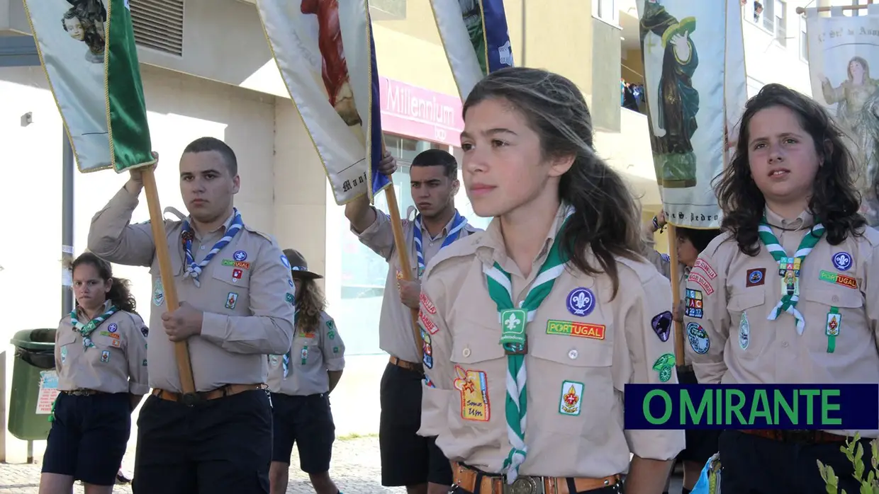 Azambuja homenageia Sra dos Avieiros no VI Cruzeiro Religioso e Cultural do Tejo