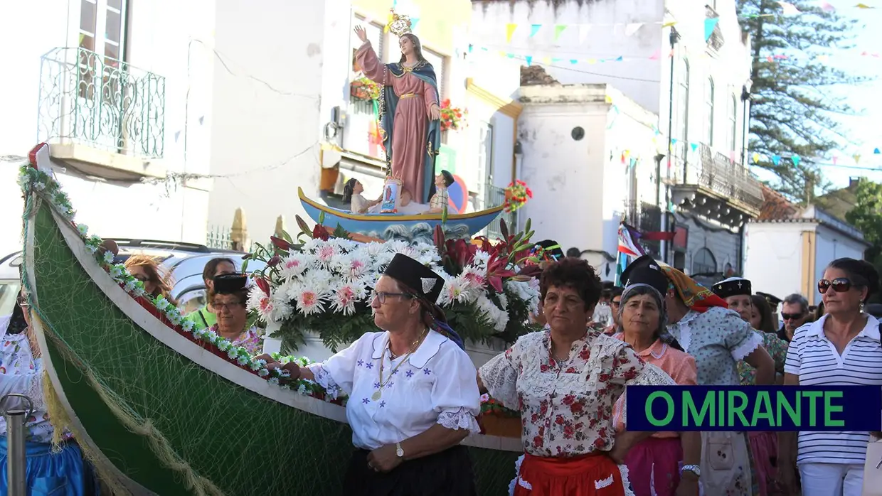 Azambuja homenageia Sra dos Avieiros no VI Cruzeiro Religioso e Cultural do Tejo