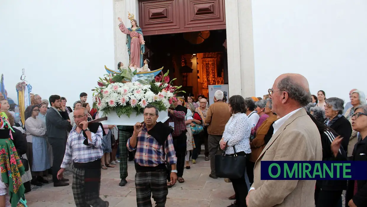 Azambuja homenageia Sra dos Avieiros no VI Cruzeiro Religioso e Cultural do Tejo