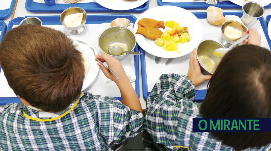 Comida servida em escolas de Alverca não agrada a pais de alunos