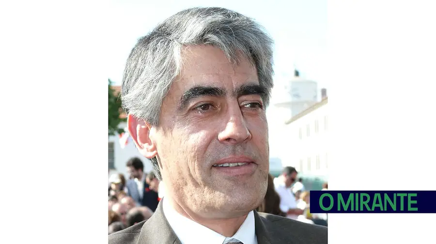 João Neves lidera bancada do PSD na Assembleia Municipal de Santarém João Neves lidera bancada do PSD na Assembleia Municipal de Santarém
