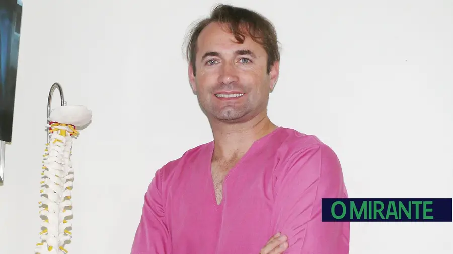 O Osteopata João Silva é um sucesso no tratamento da coluna vertebral O Osteopata João Silva é um sucesso no tratamento da coluna vertebral