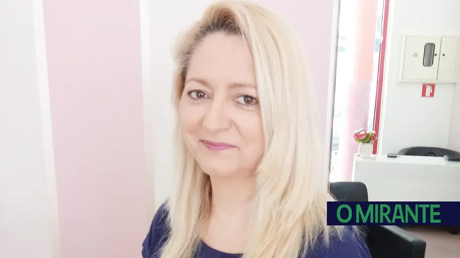 “Os comerciantes deviam abrir também aos sábados à tarde” “Os comerciantes deviam abrir também aos sábados à tarde”