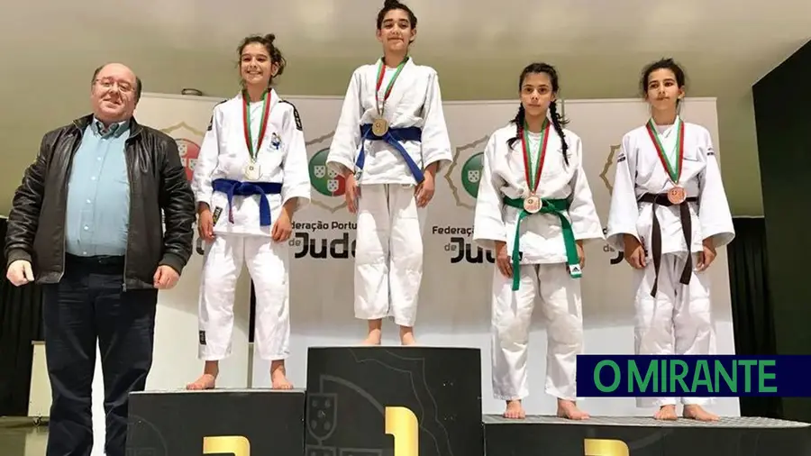 Judocas da região com três título nacionais de juvenis