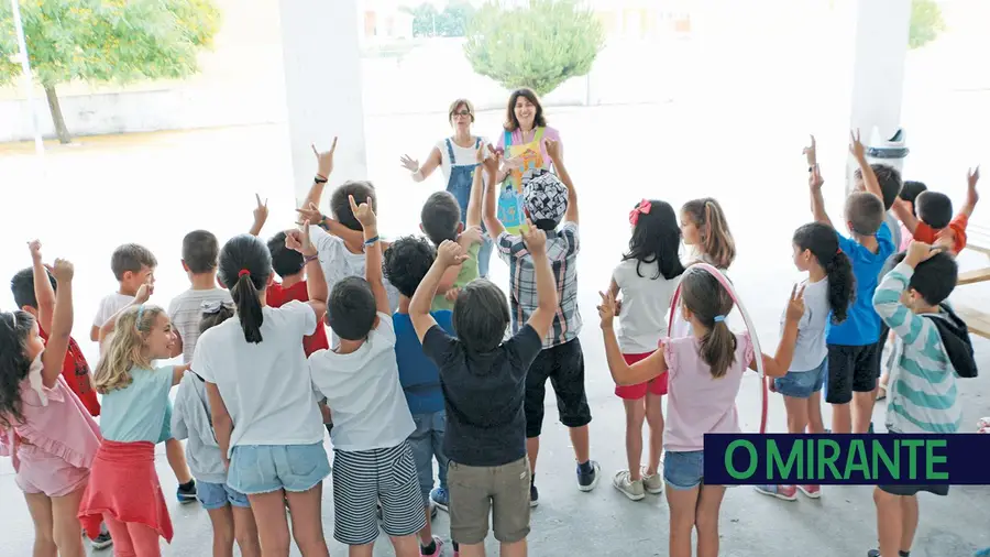 Prolongamento de horários em Almeirim durante as férias para facilitar vida aos pais Prolongamento de horários em Almeirim durante as férias para facilitar vida aos pais