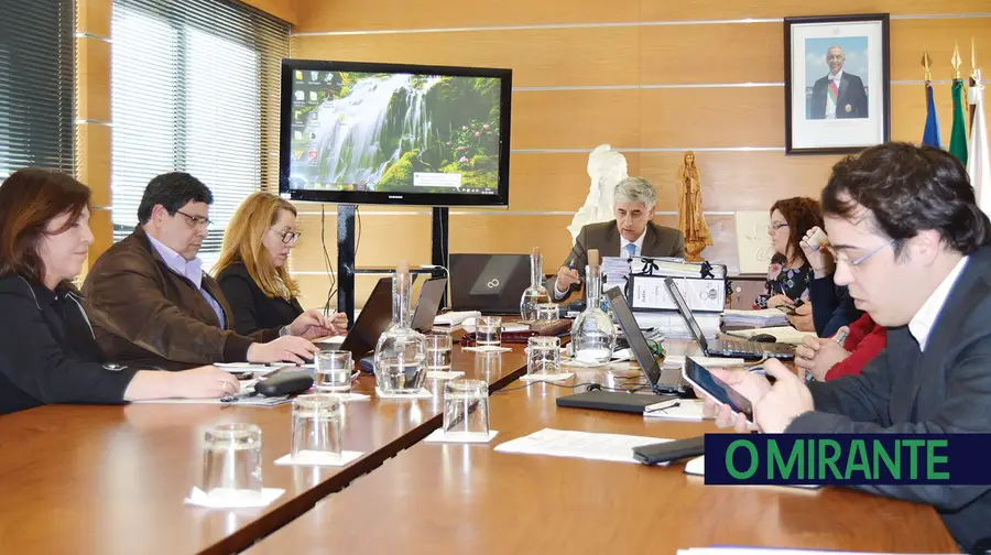Terrenos da MaisOurém voltam para a posse do município Terrenos da MaisOurém voltam para a posse do município