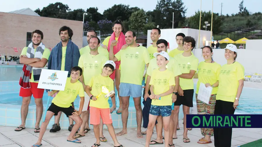 A equipa “Os Lutadores” A equipa “Os Lutadores”