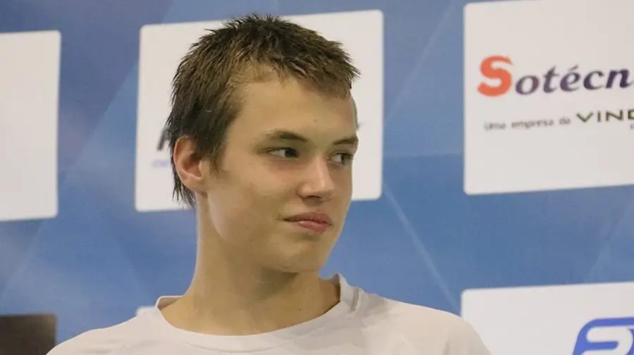 Nadador de Torres Novas bate recorde nacional