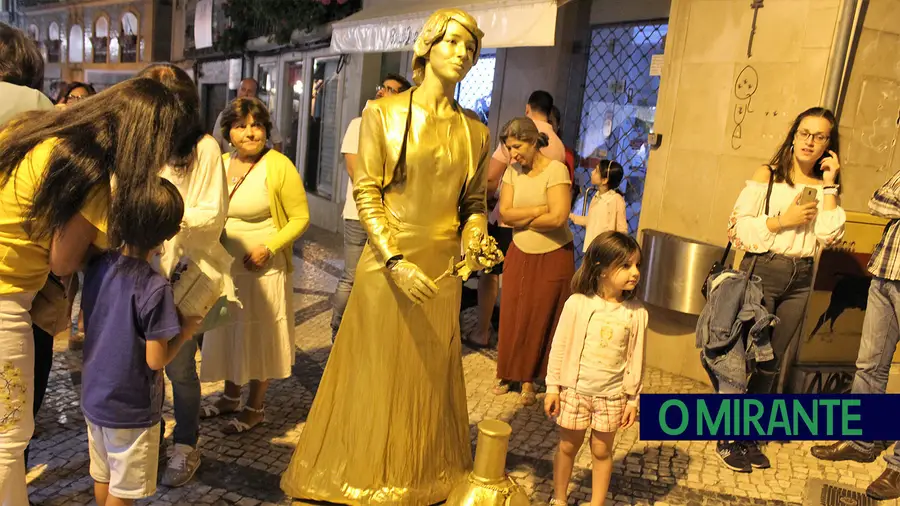 “Glamour” e “Primavera” vencem Festival de Estátuas Vivas em Santarém