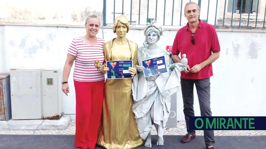 “Glamour” e “Primavera”  vencem Festival de Estátuas  Vivas em Santarém
