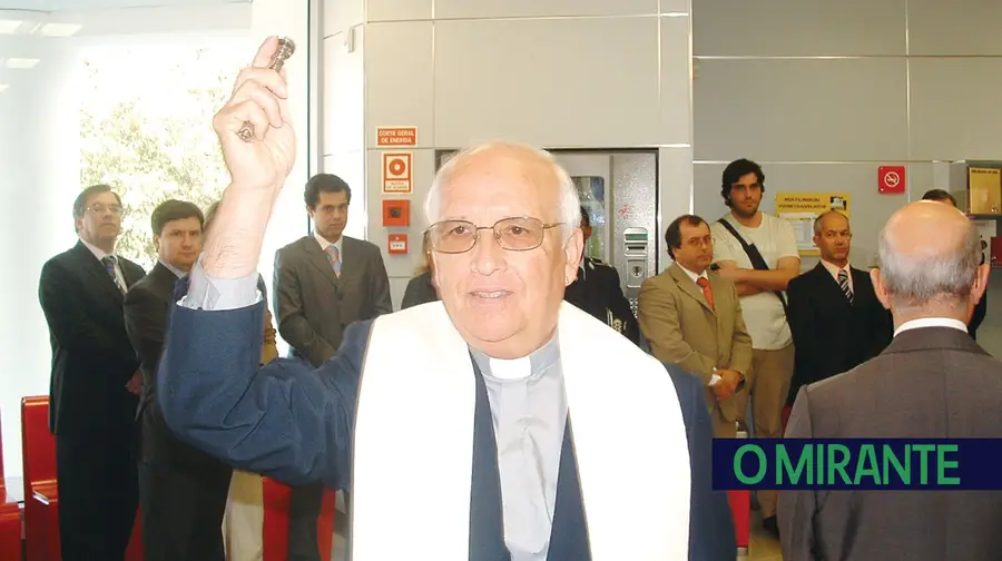 Padre Cândido morreu nas férias vítima de doença súbita Padre Cândido morreu nas férias vítima de doença súbita