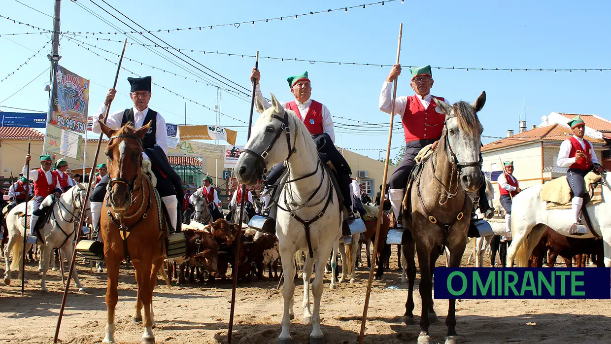 Desfile e homenagem ao campino nas Festas de Samora Correia