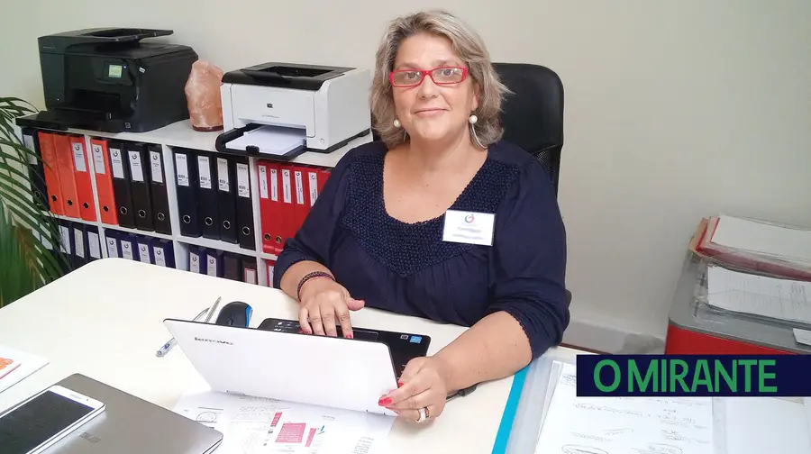 “Oi em sua casa” é uma empresa que presta serviços de assistência no domicílio “Oi em sua casa” é uma empresa que presta serviços de assistência no domicílio