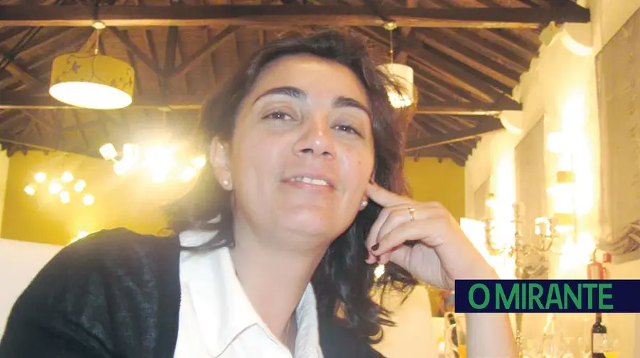 Assassinou o marido à martelada e à facada na sequência de discussão Assassinou o marido à martelada e à facada na sequência de discussão