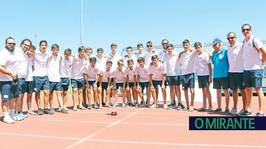 Abrantes organizou um torneio de futebol de iniciados para dar tarimba aos seus jovens