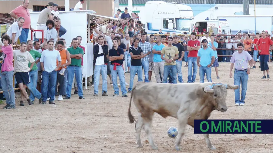 Festas da Cidade da Póvoa de Santa Iria com sardinha assada, garraiadas e folclore