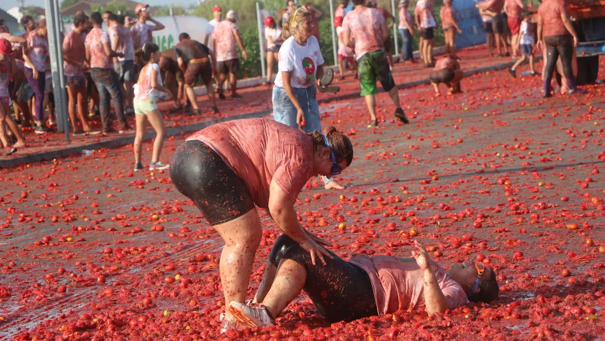 Todos à Tomatada em Almeirim