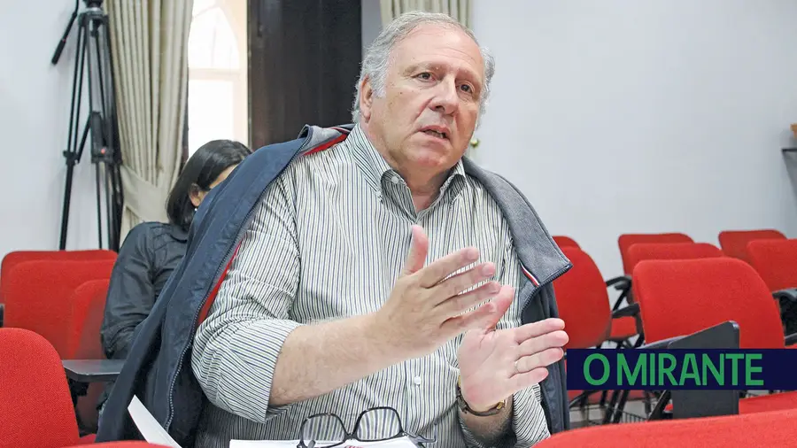Obras no Prédio Alvarenga e Parque Almonda com projectos aprovados Obras no Prédio Alvarenga e Parque Almonda com projectos aprovados