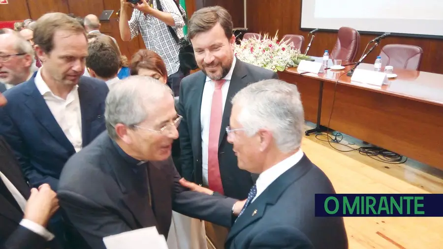 Que Deus o ajude! Que Deus o ajude!